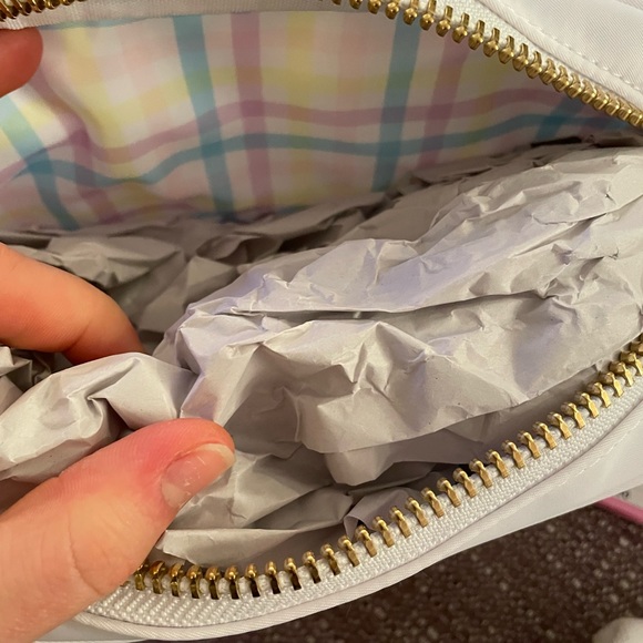 Stoney Clover Pouch - Picture 7 of 7